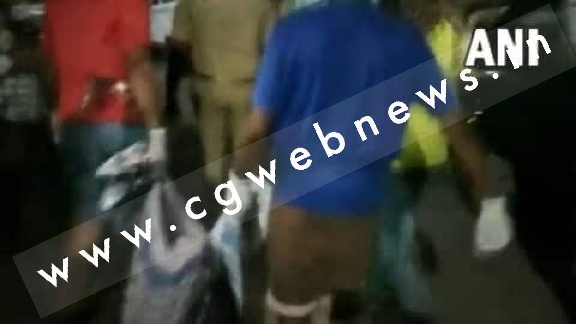 प्रेमी ने लिव इन पार्टनर की नृशंस हत्या करने के बाद लाश के किये 100 टुकड़े , फिर मिक्सर में पिस कर कुकर में उबाला