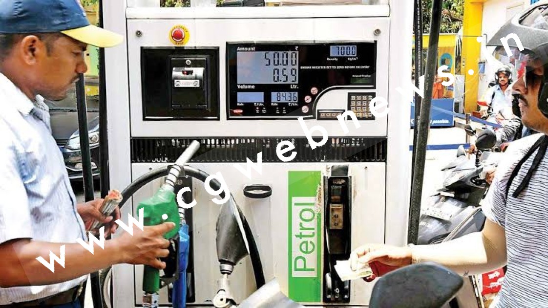 तेल कंपनियां का घाटा हुआ कम , अब सस्ता होगा पेट्रोल और डीजल