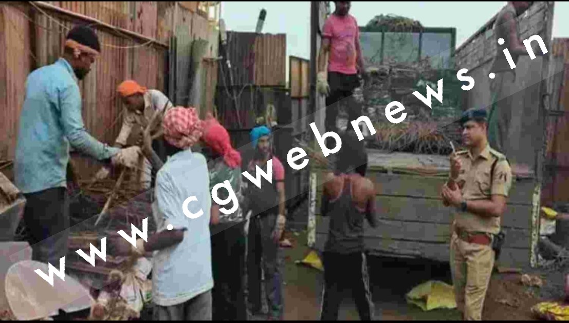 छत्तीसगढ़ - 42 कबाड़ियों के ठिकाने पर पुलिस ने एक साथ दी दबिस , 22 कबाड़ी गिरफ्तार