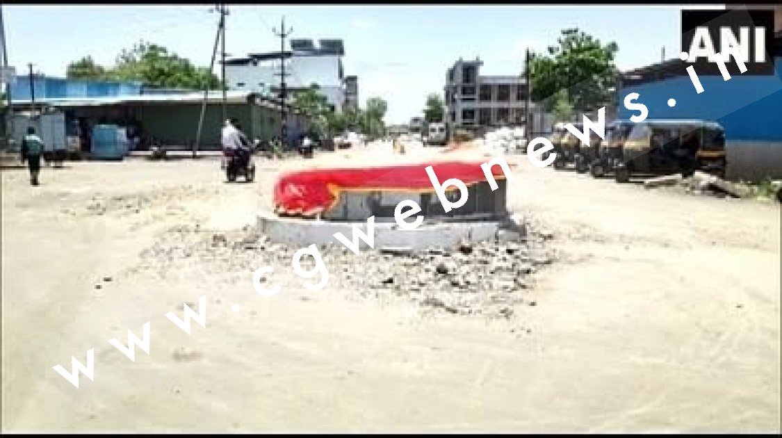 टीपू सुल्तान के स्मारक पर चला सरकारी बुलडोजर , स्थानीय विधायक ने कराया था निर्माण