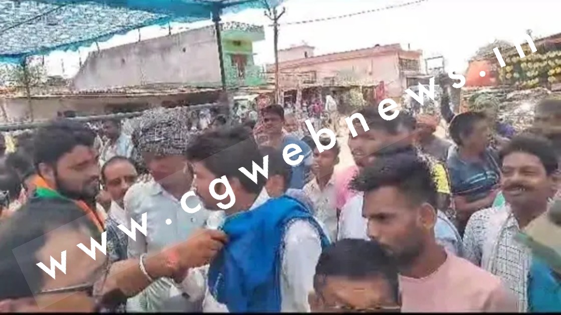 सक्ती जिले से बड़ी खबर , चक्काजाम के दौरान आपस मे भिड़े भाजपा और बसपा के कार्यकर्ता