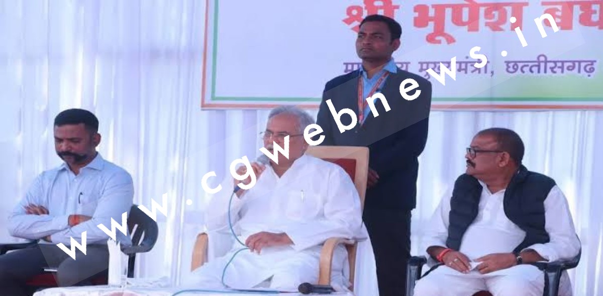 CM बघेल ने छत्तीसगढ़ के लाखों कर्मचारियों को दिया रक्षाबंधन का तोहफा , किया यह बड़ा एलान