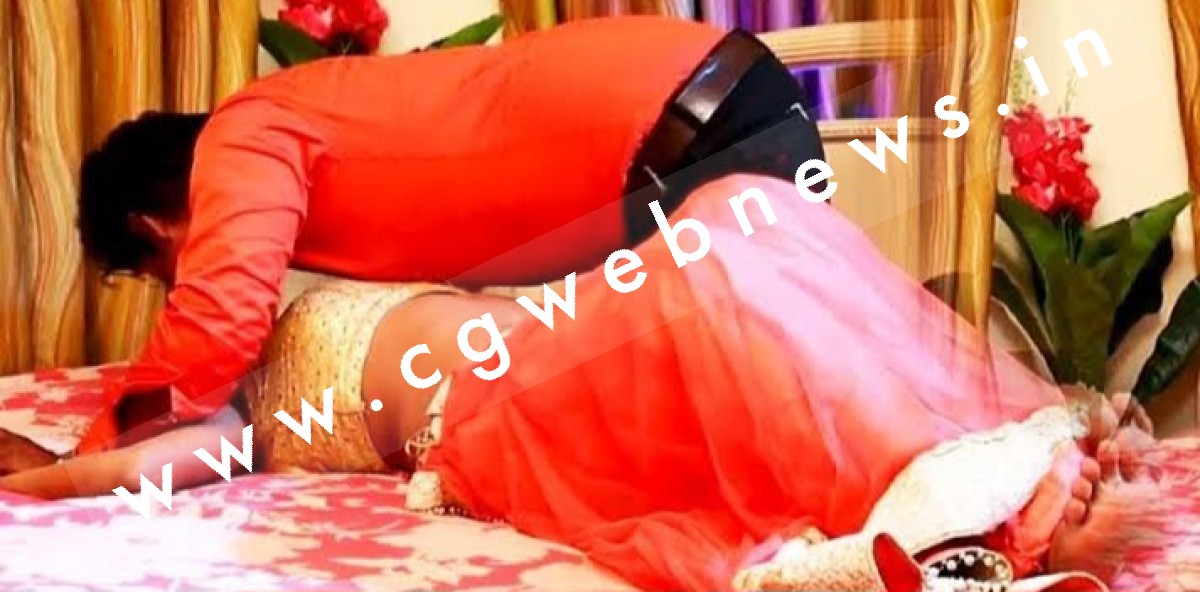 ससुर की शर्मनाक करतूत , बहु के बेडरूम में CCTV कैमरा लगा कर देखता था संबंध बनाते