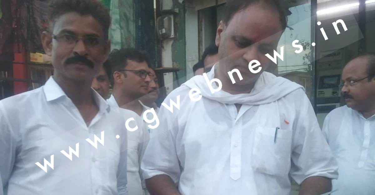 प्रधान आरक्षक बनना चाहता है विधायक , चुनाव लड़ने के लिए छोड़ी पुलिस की नौकरी