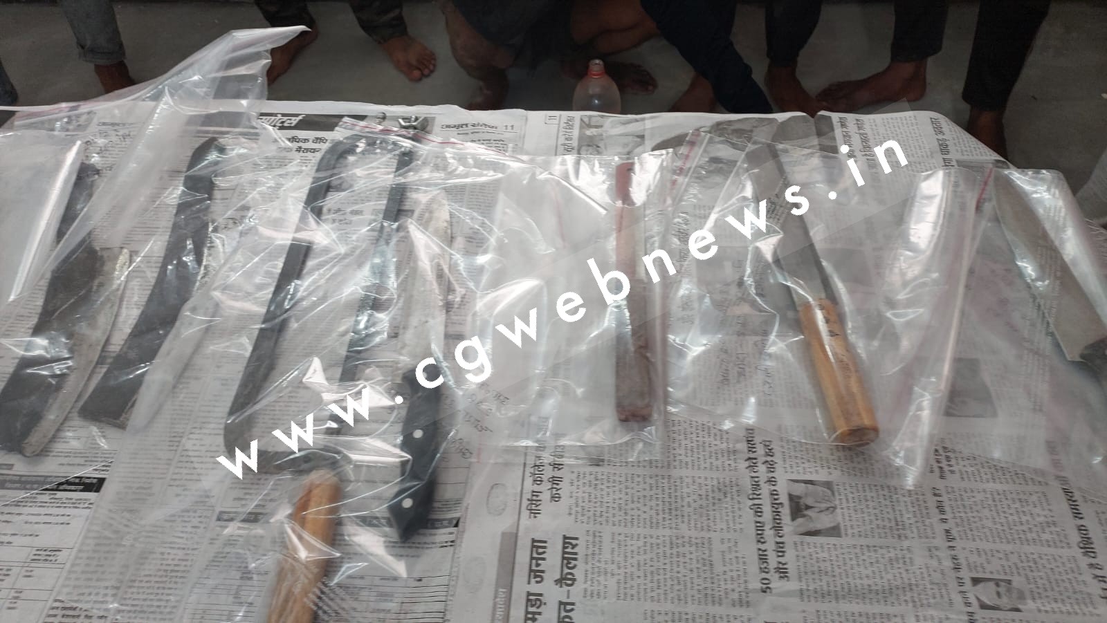 सक्ती के नत्थूलाल ज्वेलर्स के यँहा होने वाली थी डकैती , वारदात से पहले हथियारों के साथ UP के 06 डकैत गिरफ्तार