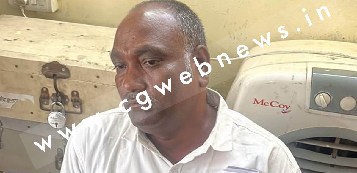 एक लाख की रिश्वत लेते सरपंच रंगेहाथ गिरफ्तार , लोकायुक्त पुलिस की कार्यवाही