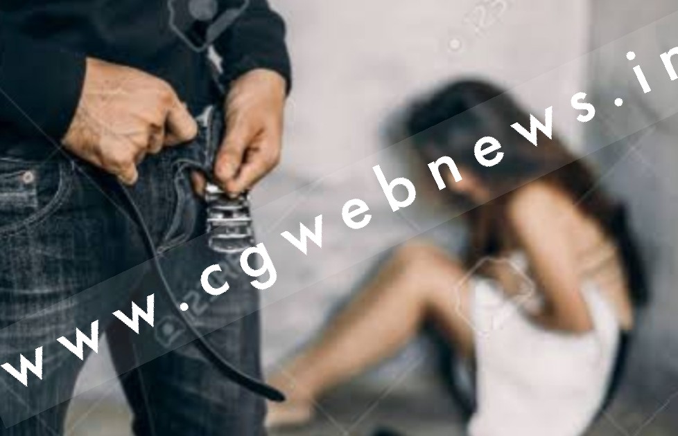 स्कूल के ऑफिस में 12वी की छात्रा साथ दुष्कर्म करता था शिक्षक , प्रेग्नेंट होने पर हुआ खुलासा