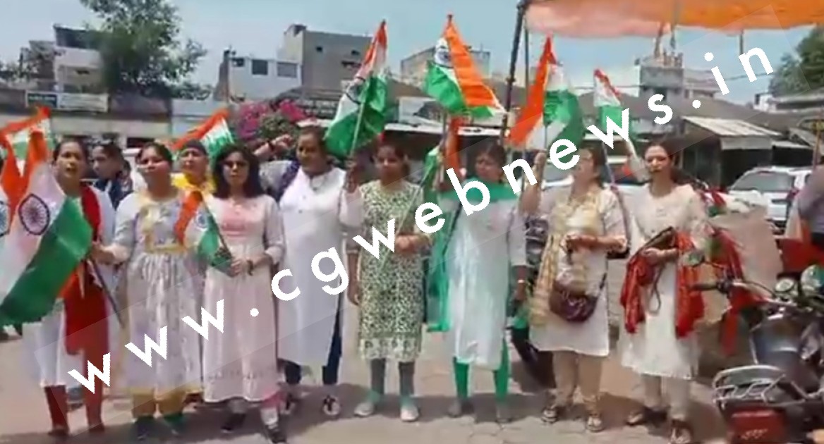 छत्तीसगढ़ - आठ मौजूदा विधायकों का टिकट काटना कांग्रेस को पड़ा भारी , बघेल दे सकते है पार्टी से इस्तीफा