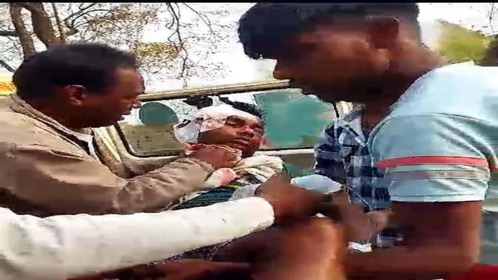 सक्ती से बड़ी खबर - बुधवारी बाजार में युवक पर जानलेवा हमला , गंभीर हालत में रायगढ़ रिफर