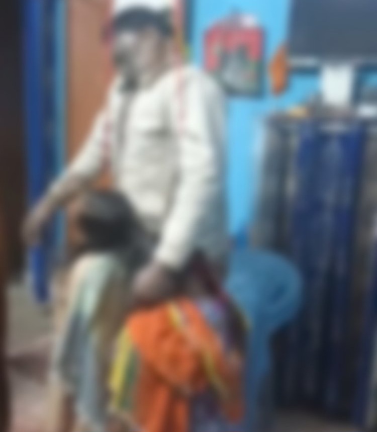 छत्तीसगढ़ से बड़ी खबर - एक ही परिवार के तीन लोगों ने फाँसी लगाकर की खुदकुशी , पुलिस जाँच में जुटी