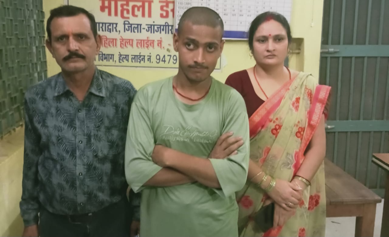 सक्ती - बाराद्वार पुलिस ने दिया मानवता का परिचय , नए थाना प्रभारी के सराहनीय कार्य की हो रही तारीफ