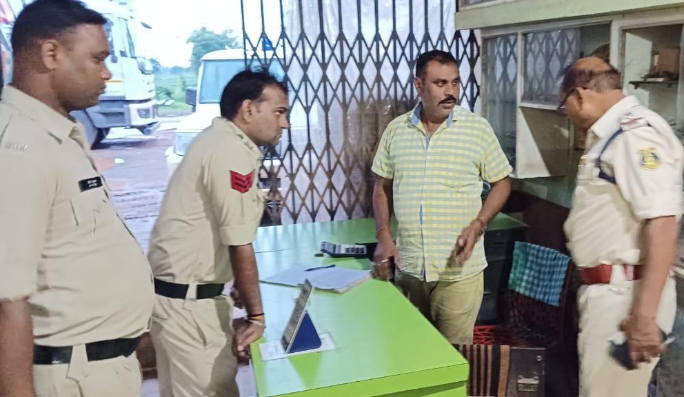 सक्ती - अपराधियों और काला कारोबारियों को TI राजपूत का दो टूक , सुधर जाओ नही तो,,