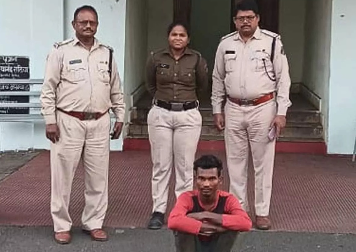 छत्तीसगढ़ - नाबालिक के साथ रेप , मेला घुमाने के बहाने आरोपी ने दिया वारदात को अंजाम